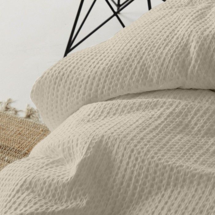 Dúo funda nórdica + almohada Banús piedra. Tienda online de Estelia escena de cama