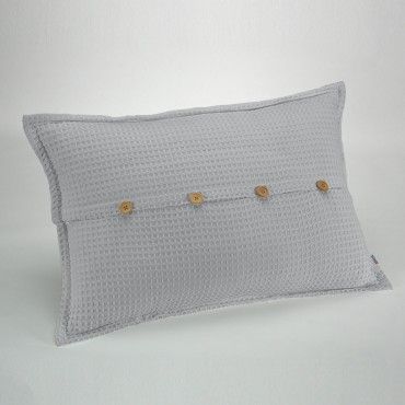 Funda de cojín tejida Banús 50x75 cm color perla. Cierre con botones
