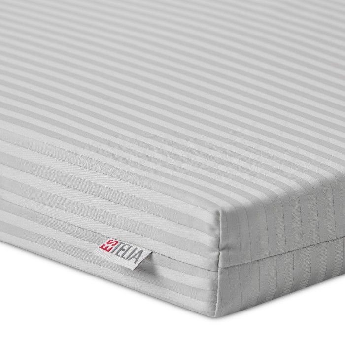 Juego de sábanas satén listado perla, detalle presentación en bolsa de tela