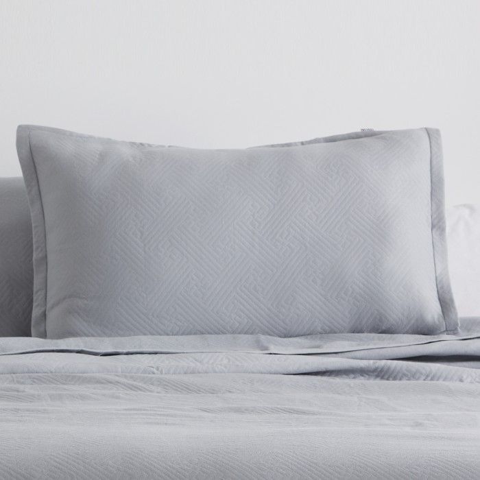 Colcha tejida + funda cojín Lines perla incluye fundas de cojín