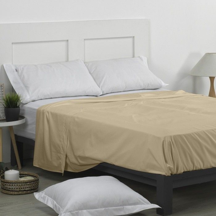 Sábana encimera 50/50 camel escena de cama