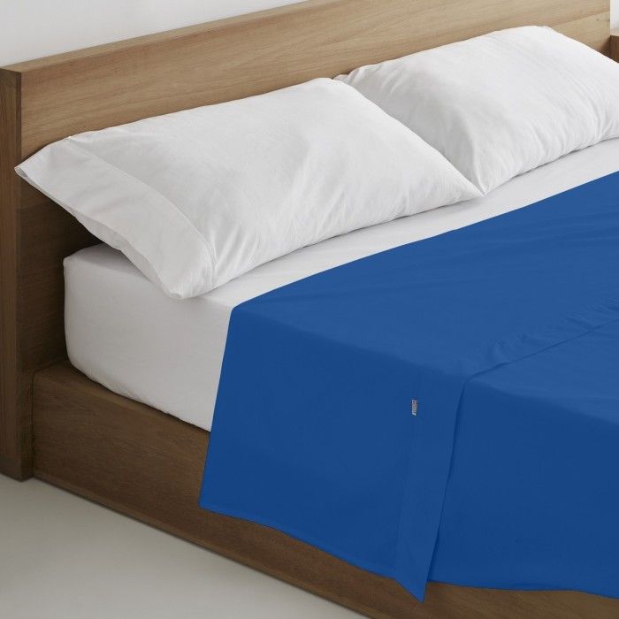 Sábana encimera algodón azulón escena de cama