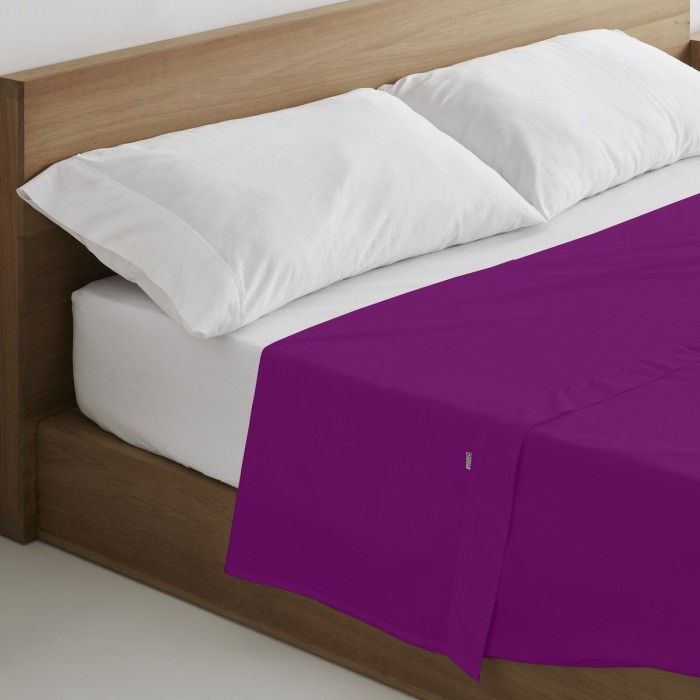 Sábana encimera algodón morado escena de cama