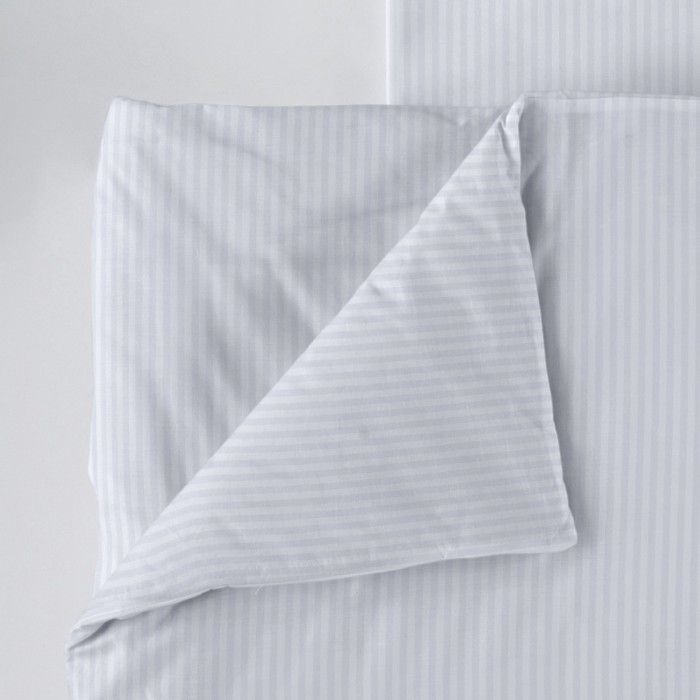 Funda nórdica satén listado blanco detalle listado