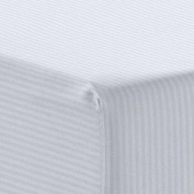 Bajera ajustable satén listado blanco detalle esquina