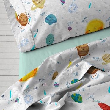 Juego de sábanas estampado Space escena de cama