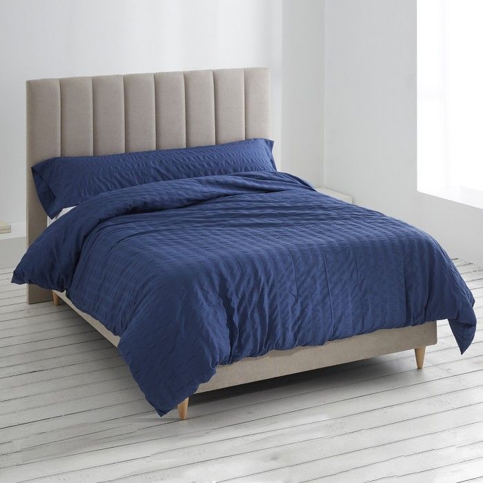 Dúo funda nórdica + almohada aman azulon escena de cama