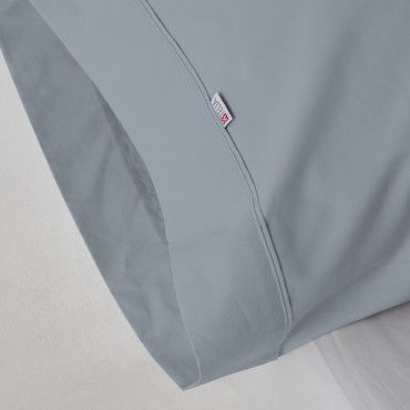 Funda de almohada percal acero detalle