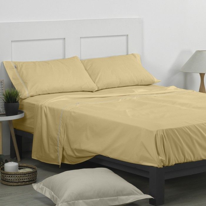 Juego de sábanas Estelia Colors color arena escena de cama