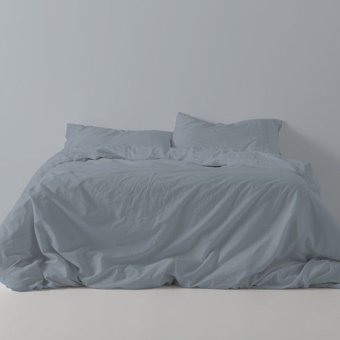 Funda nórdica lisa algodón acero escena de cama