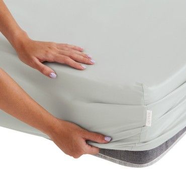 Sábana bajera ajustable de algodón orgánico color perla - Qutun - Detalle de esquina