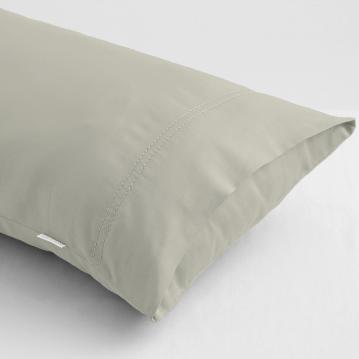 Funda almohada algodón orgánico topo DP. Tienda online de ropa de cama