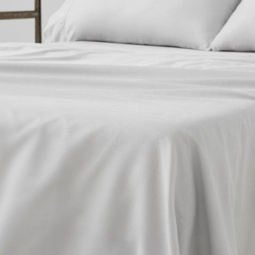 Juego de sábanas de algodón orgánico con doble pespunte color blanco - Qutun - Detalle encimera