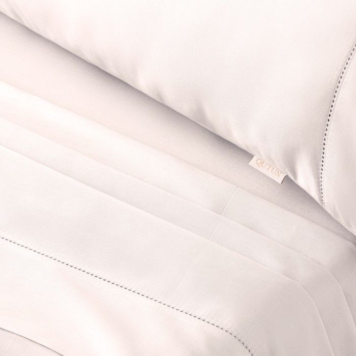 Juego de sábanas algodón orgánico con vainica color rosa - Qutun - Detalle vainica