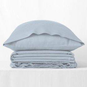 Juego de sábanas de algodón orgánico con doble pespunte color cielo - Qutun - Bodegón