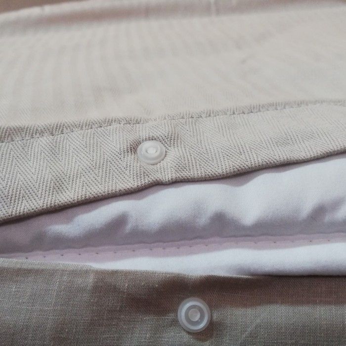 Funda nórdica Gorgos detalle corchetes