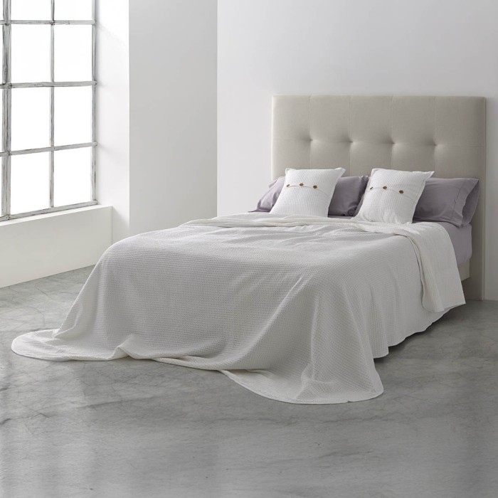 BANUS_COLCHA_BLANCO_AMBIENTE