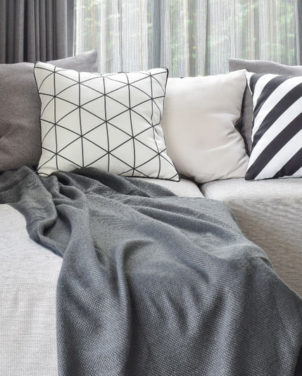 sofá forma l gris claro