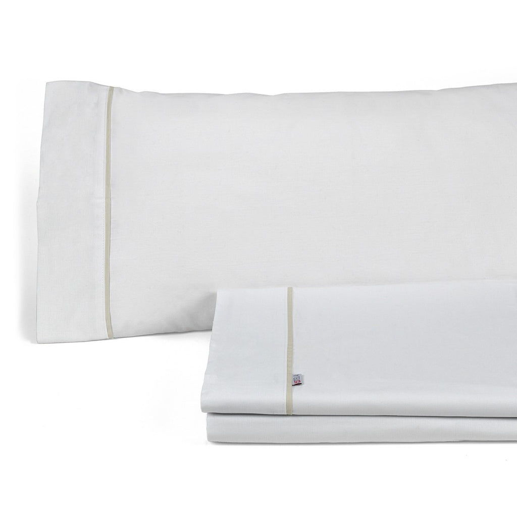 Juego de sábanas liso blanco bodegón