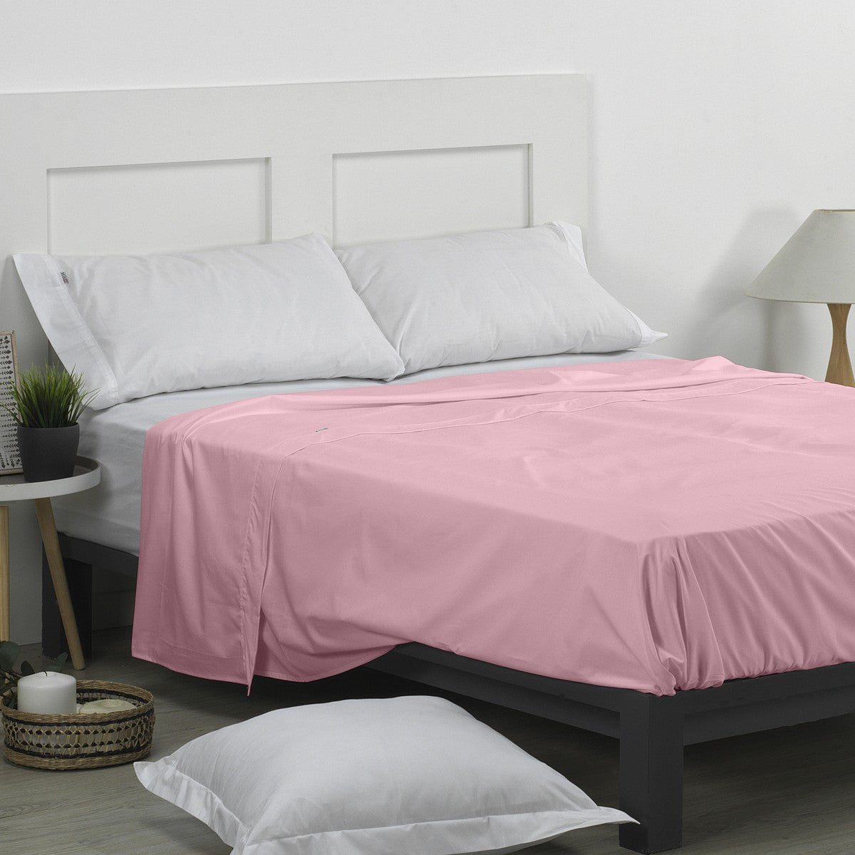 Sábana encimera 50/50 rosa escena de cama