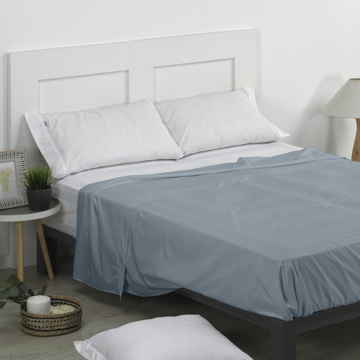 Sábana encimera percal acero escena de cama