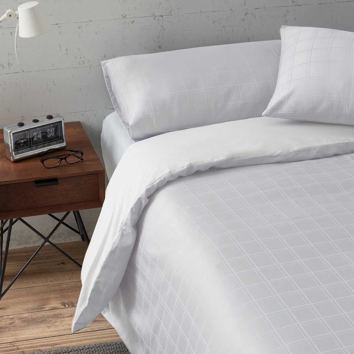 Dúo funda nórdica + almohada Sophia blanco escena de cama