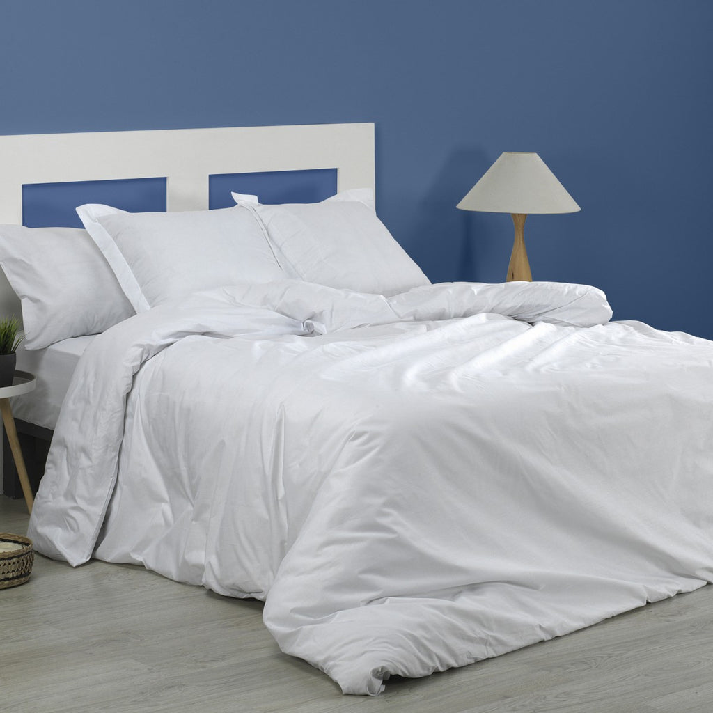 Funda nórdica lisa 50-50 blanco escena de cama