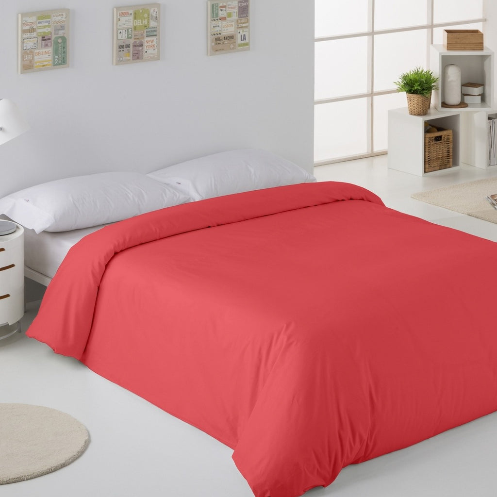 Funda nórdica lisa 50-50 rojo escena de cama