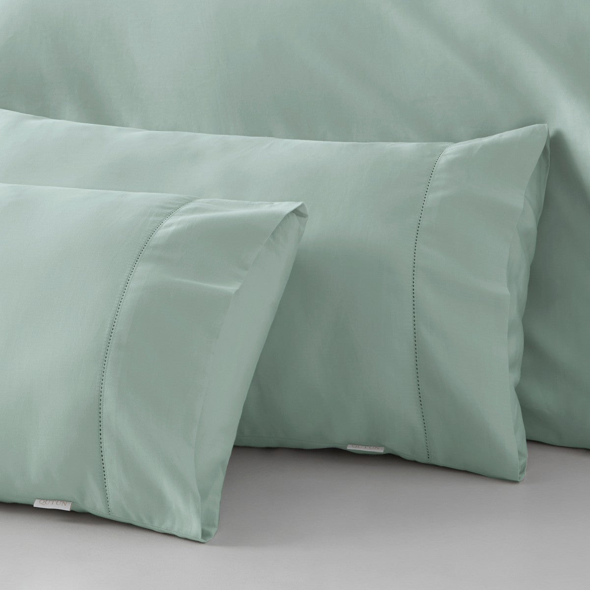 Funda almohada algodón orgánico con vainica color hielo - Qutun - Detalle de la vainica